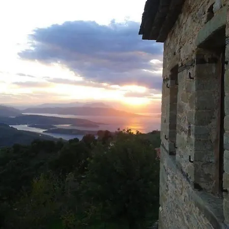 Archontiko Parisis Gasthuis 4*