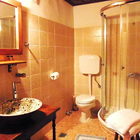 Archontiko Parisis Gasthuis