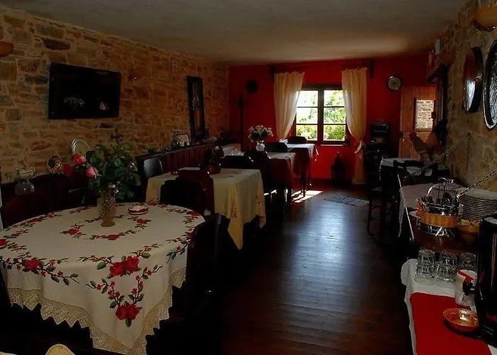 Guest house Archontiko Parisis Lafkos