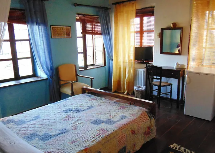 Archontiko Parisis 4*